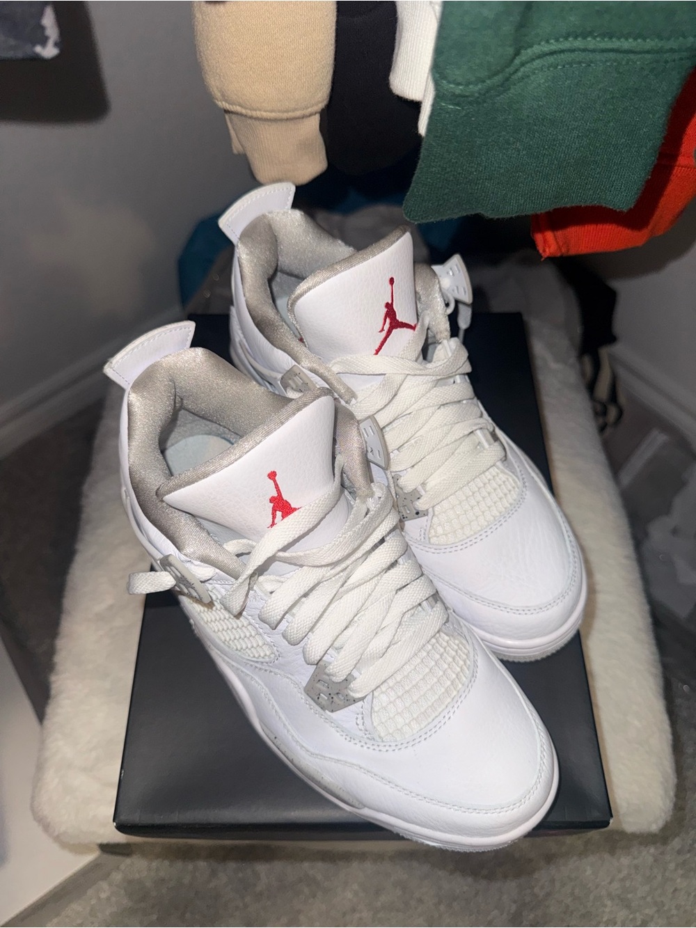 Jordan Kids White & Red Retro Sneakers